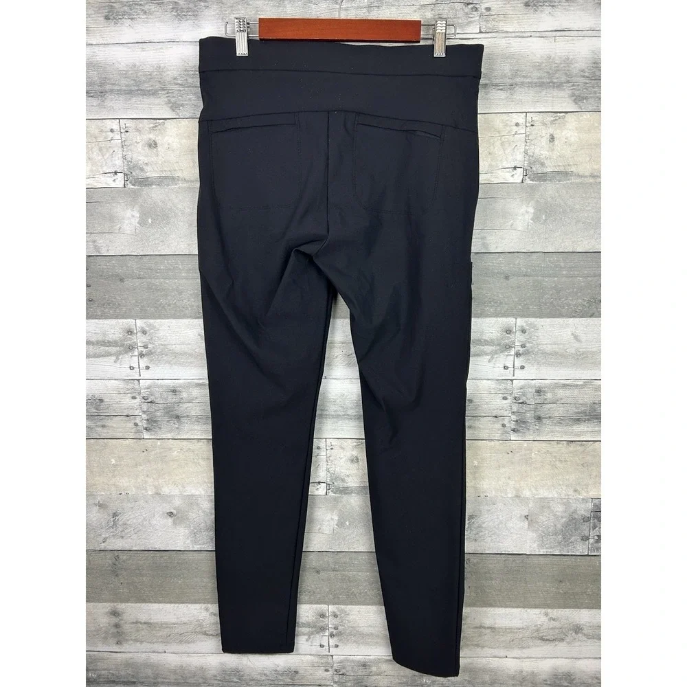 Athleta Women's Black Pull On Pants 6